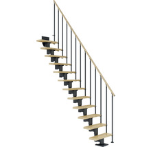 Raumspartreppe mit Holzstufen und Metallgeländer