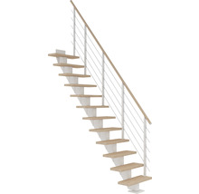 Treppe mit Holzstufen, Stahlgeländer und Handlauf