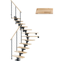 Raumspartreppe mit Holzstufen und Geländer