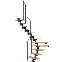 Wendeltreppe mit Holzstufen und Metallgeländer