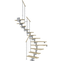 Spindeltreppe mit Holzstufen und Metallgeländer