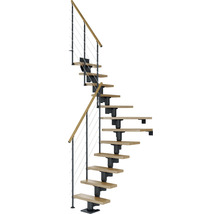 Wendeltreppe aus Holz und Metall mit Geländer