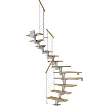 Wendeltreppe mit Holzstufen und Metallgeländer