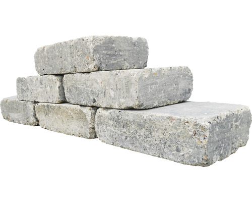 Gestapelte Betonpflastersteine