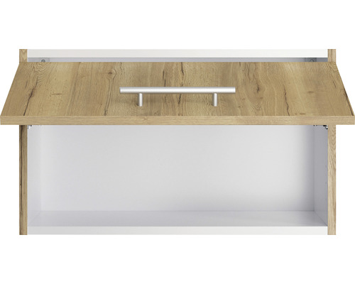 Offener Badezimmerschrank mit Griff