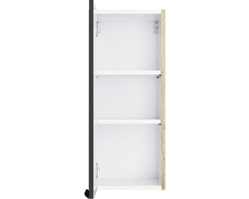 Offener Badschrank mit drei Regalböden