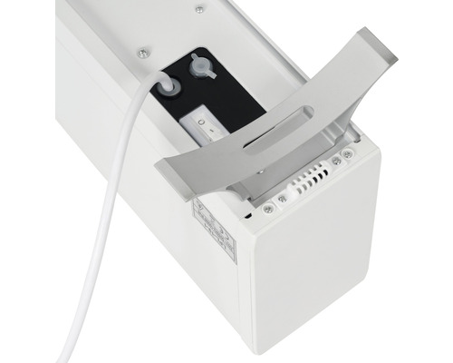 Detailansicht einer Leinwand mit offenem Gehäuse und sichtbarem Stromanschluss