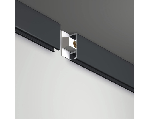 Detailaufnahme von LED-Profilen zur Wandmontage