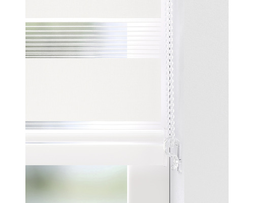 Detailansicht eines weißen Duorollos mit Bedienkette