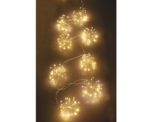 Lichterkette mit warmweißen LED-Lichtern in Sternform