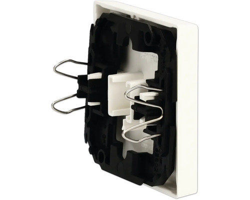 Detailansicht eines Schalters mit Befestigungskrallen