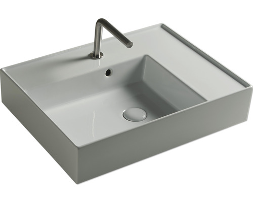 Rechteckiges Keramikwaschbecken mit Armatur