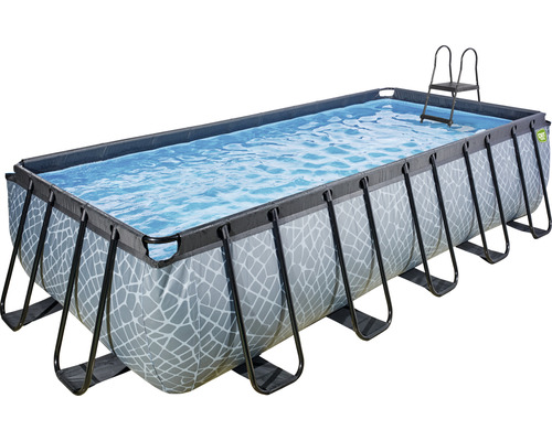 Rechteckiger Rahmenpool mit Leiter
