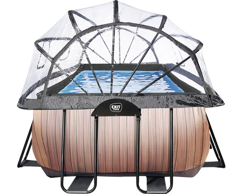 Pool mit Überdachung für zusätzlichen Schutz und Komfort