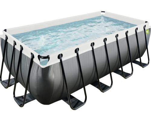 Rechteckiger Frame-Pool mit Wasserfüllung