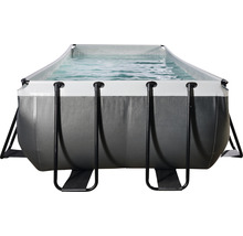 Aufstellpool mit Stahlrahmen und Wasserfüllung