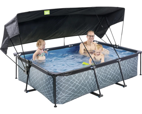 Familienpool mit Sonnenschutzdach und Personen im Wasser