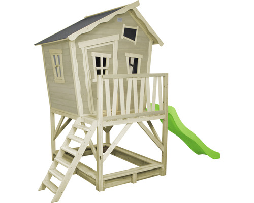 Spielhaus aus Holz mit Rutsche und Sandkasten