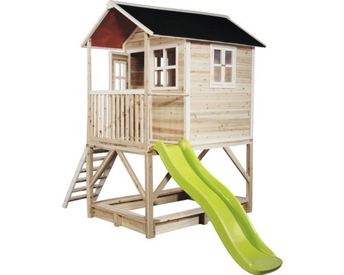 Spielhaus aus Holz mit Rutsche und Sandkasten