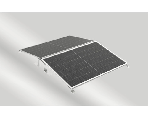 Zwei Solarmodule auf einem Montagesystem