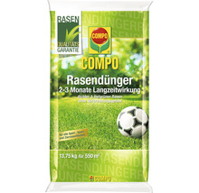 Packung Compo Rasendünger mit Langzeitwirkung, 13,75 Kilogramm für 550 Quadratmeter