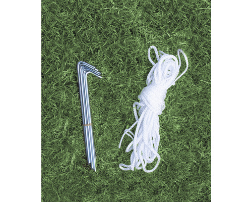 Heringe und Seile für Zelte auf Rasen