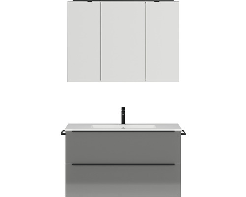 Badmöbel-Set NOBILIA Programm 1 BxHxT 101 x 169,1 x 48,7 cm Frontfarbe grau hochglanz mit Möbel-Waschtisch und Spiegelschrank 3-türig mit LED-Beleuchtung Griffleiste schwarz 101 Badmöbel-Set NOBILIA Programm 1 BxHxT 101 x 169,1 x 48,7 cm Frontfarbe grau hochglanz mit Möbel-Waschtisch und Spiegelschrank 3-türig mit LED-Beleuchtung Griffleiste schwarz 101