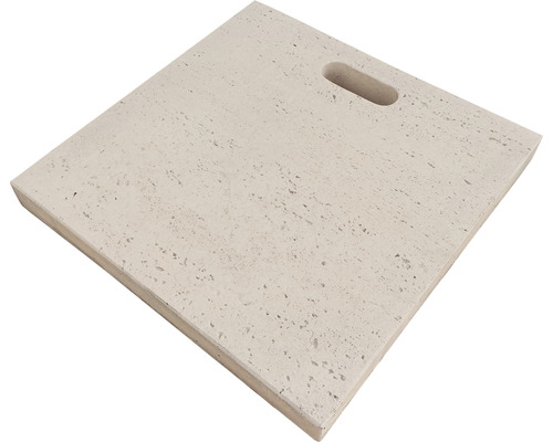 Quadratische Gehwegplatte aus Travertin mit Griffloch