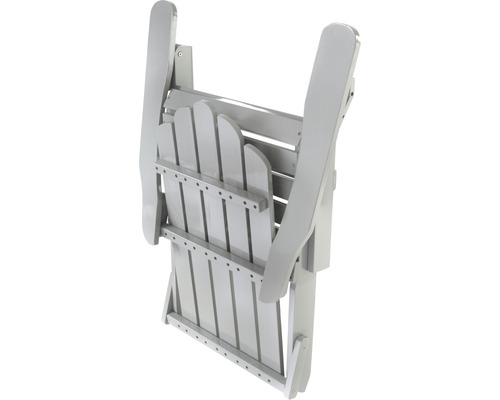 Zusammengeklappter Adirondack-Stuhl aus Holz