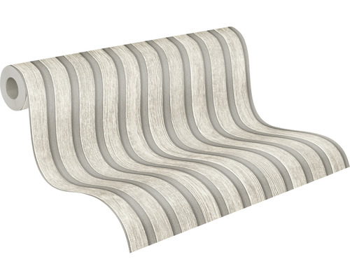 Tapetenrolle mit Streifen im Holzdesign