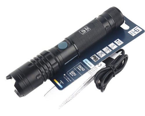 Lumak Pro Taschenlampe mit 1500 Lumen und Ladekabel