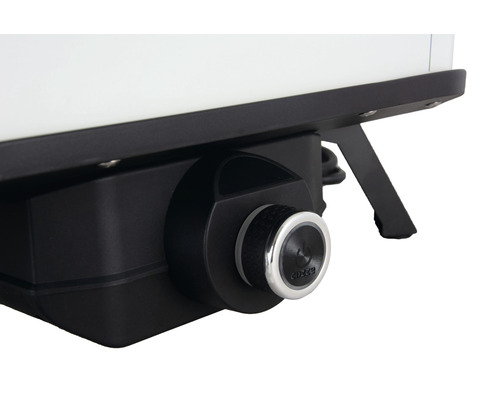 Detailaufnahme eines Pizzabackofens mit Temperaturregler