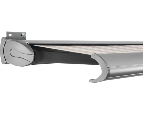 SOLUNA Kassettenmarkise Exclusiv 4,5x2 Stoff Dessin 6171 Gestell E6EV1 silber eloxiert Antrieb links inkl. Motor und Wandschalter Detailansicht einer Markise mit Streifenmuster
