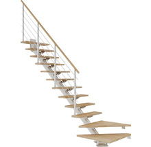 Holztreppe mit Stahlgeländer