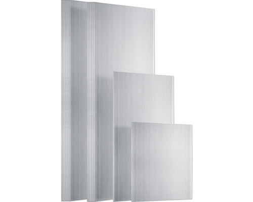Mehrere transparente Polycarbonatplatten in verschiedenen Größen.