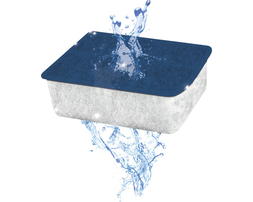 Wasserfilter mit Wasserspritzern