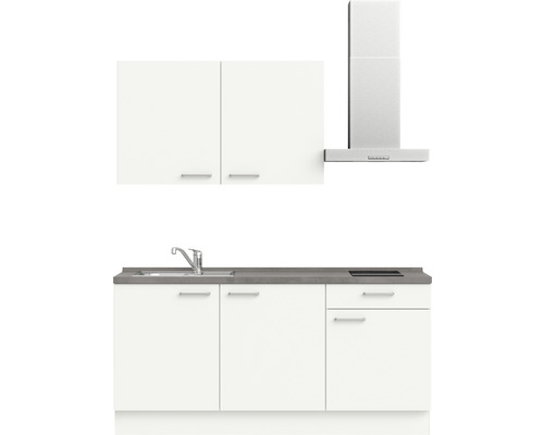 Küchenzeile mit Spüle, Kochfeld und Dunstabzugshaube