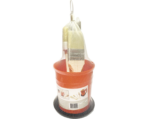 Farbeimer mit Pinsel in Netzverpackung