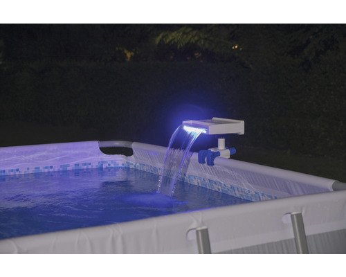 Aufblasbarer Pool mit Wasserfall und Beleuchtung