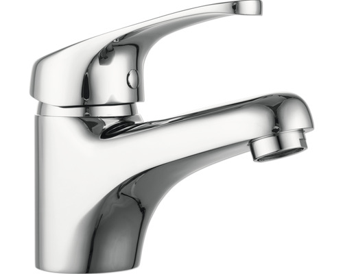 Einzelner glänzender Wasserhahn