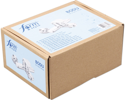Verpackung einer Wannenarmatur der Marke Form and Style