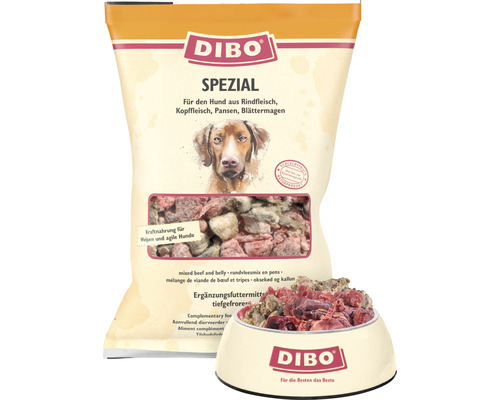 Dibo Spezial Hundefutter mit Rindfleisch, Kopffleisch, Pansen und Blättermagen in einer Schüssel und einer Packung
