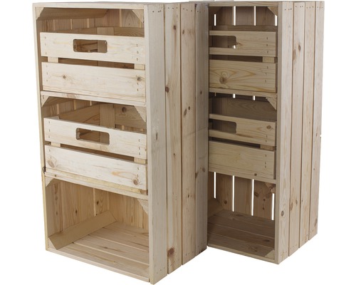 Zwei Holzregale mit Fächern und Schubladen zur Aufbewahrung