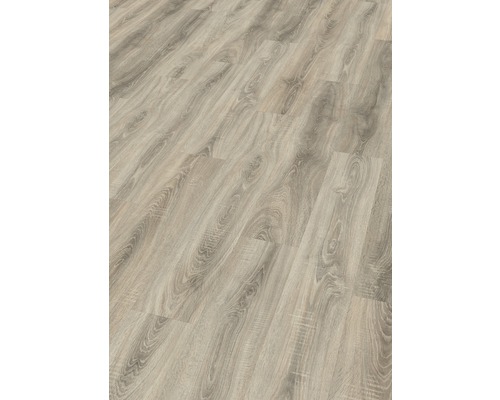 Verlegtes Laminat mit Holzoptik