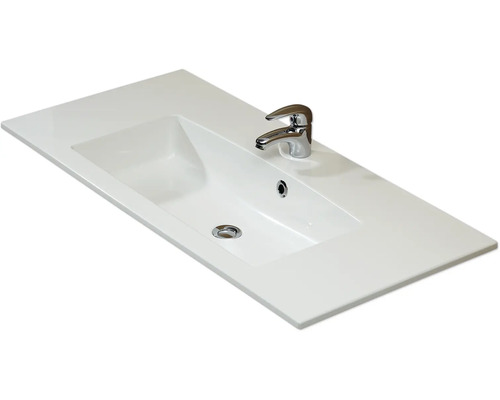 Aufsatzwaschbecken aus Sanitärkeramik mit Armatur