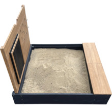 Sandkasten mit Tafel, Haken und Sitzfläche für Kinder