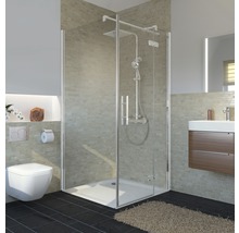 Badezimmer mit Duschkabine, Toilette und Waschtisch