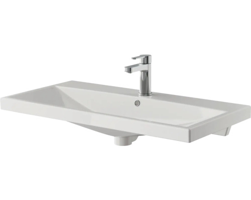 Keramikwaschtisch mit Armatur für das Badezimmer