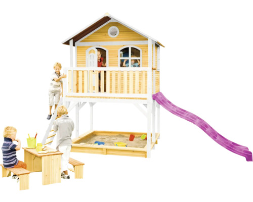 Spielhaus mit Sandkasten, Rutsche und Picknicktisch