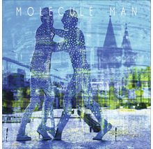 Grafik der Molecule Man Skulptur auf dem Wasser mit Gebäuden im Hintergrund